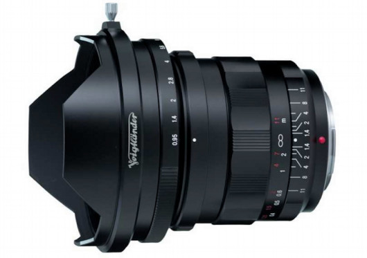 Voigtlander NOKTON 10,5 mm f/0.95