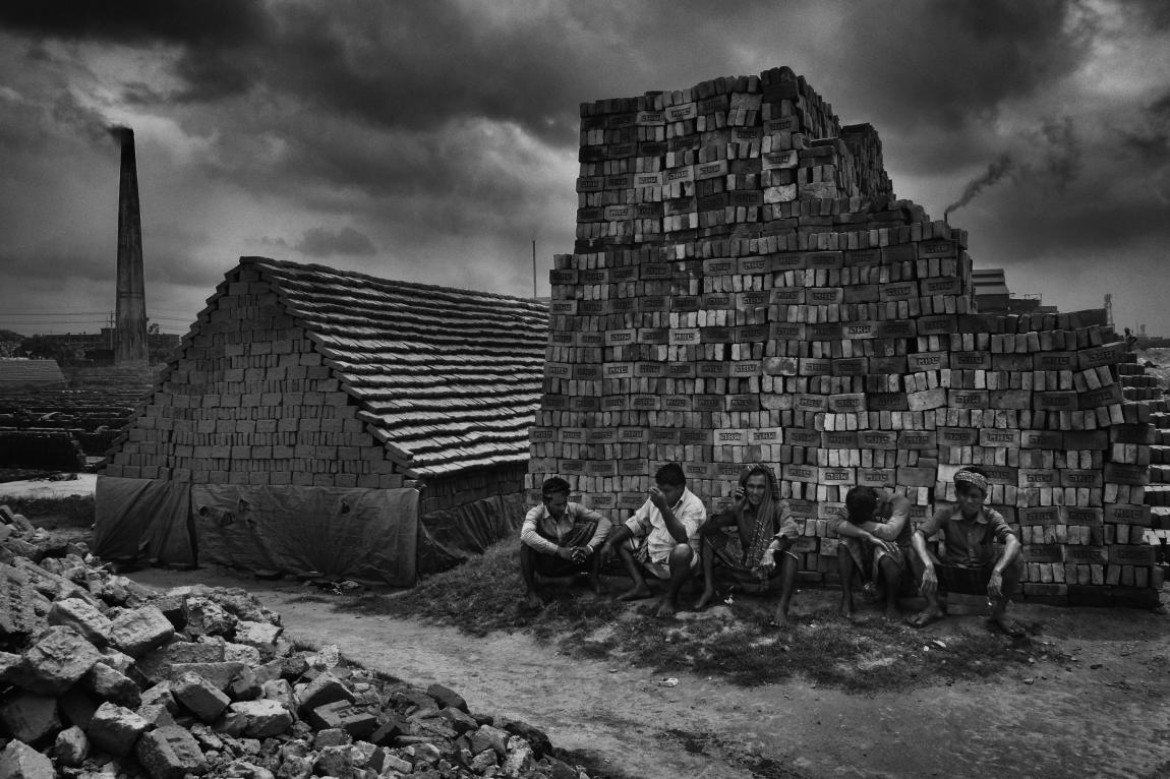 fot. Alain Schroeder, "Brick Prison". 1. miejsce w kategorii Projects & Portfolios w konkursie Urban Photo Awards 2018