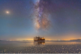 fot. Masoud Ghadiri, Port Sharafkhane i jezioro Urmia / Insight Investment Astronomy Photographer of the Year 2019