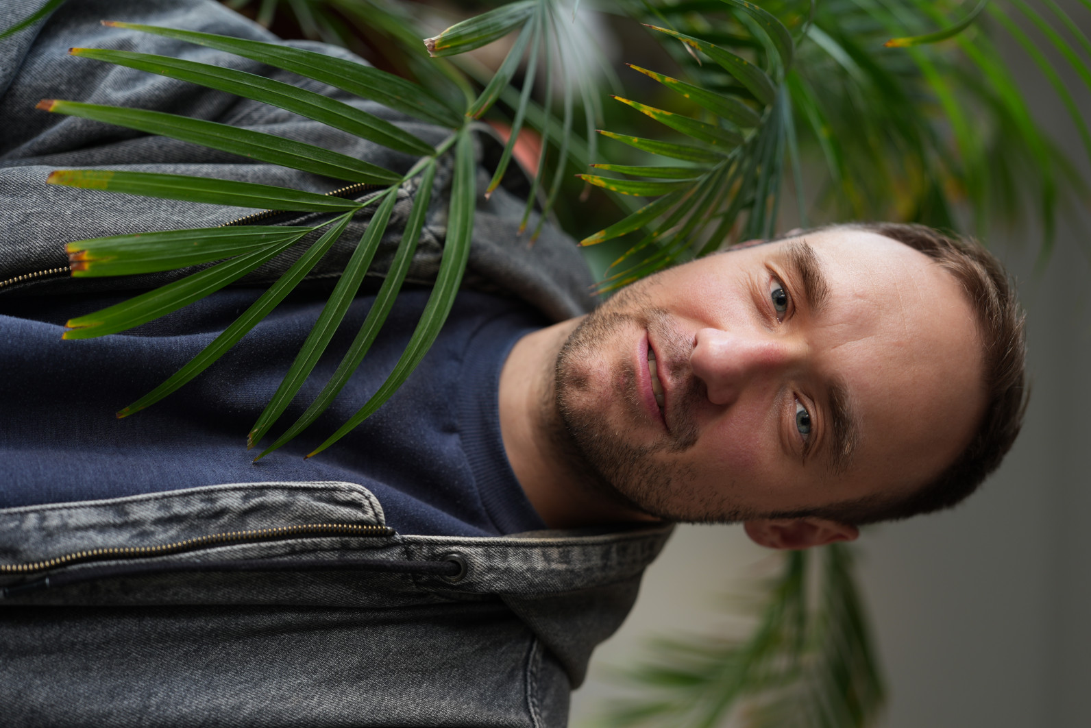 1/40 s, f/2, ISO 100, 53.0 mm