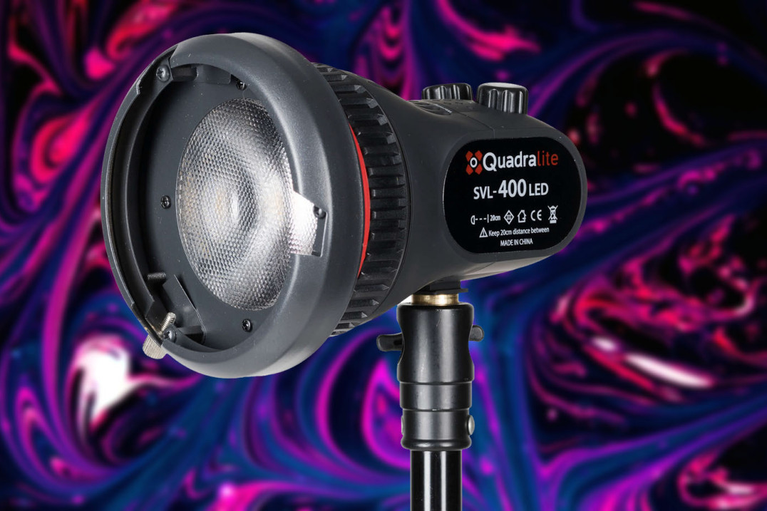 Quadralite SVL-400 LED - niedrogie, kompaktowe lampy światła ciągłego z soczewką Fresnela