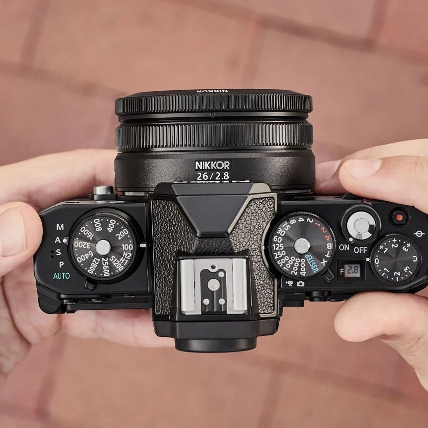 Nikkor Z 26 mm f/2.8 to najmniejszy obiektyw w systemie