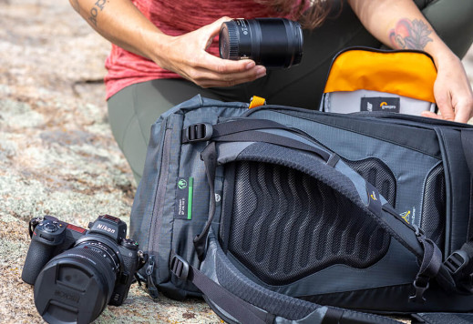 Lowepro PhotoSport III - trekkingowe plecaki fotograficzne teraz produkowane z materiałów z recyklingu
