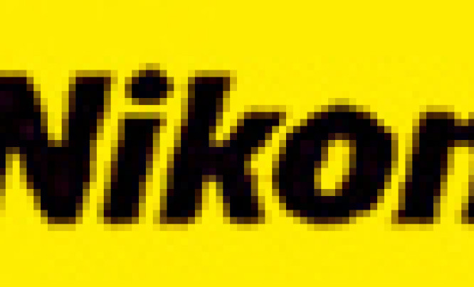  Nikon zmienia logo