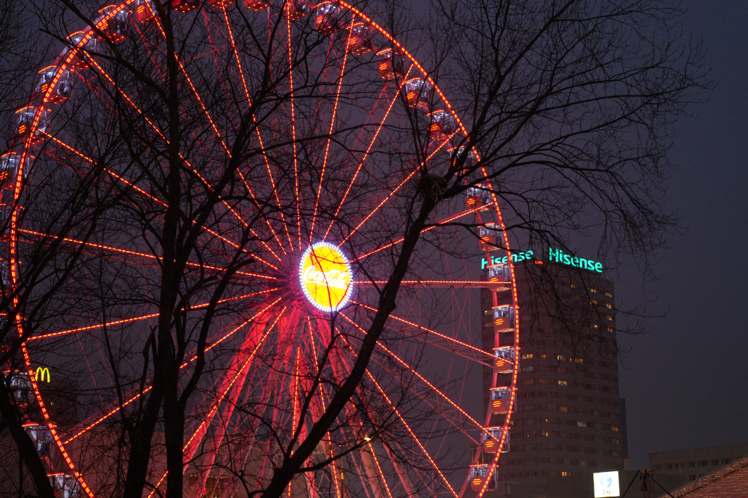 1/125 s, f/2, ISO 800, 70.0 mm