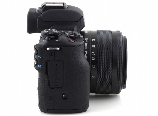 Canon EOS M50