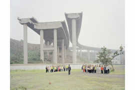 fot. Kechun Zang, Chiny, z cyklu "Between the Mountains and Water"