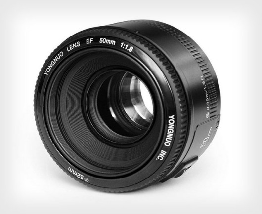 Yongnuo 50mm f/1.8 z mocowaniem Canon