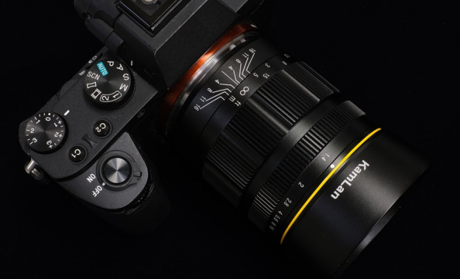 KamLan 55 mm f/1.4 - pierwszy pełnoklatkowy obiektyw producenta. Do Sony E, Nikon Z i Canon RF