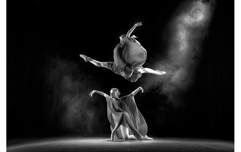 MIKHAIL SEMENOV - B&W Ballet - II miejsce w kategorii People (zdjęcie z serii)