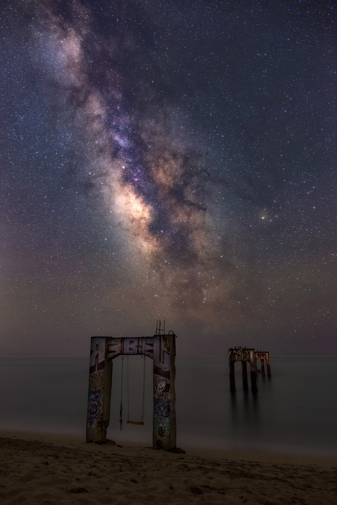 fot. Marcin Zając, "The Remnants" / Insight Investment Astronomy Photographer of the Year 2019