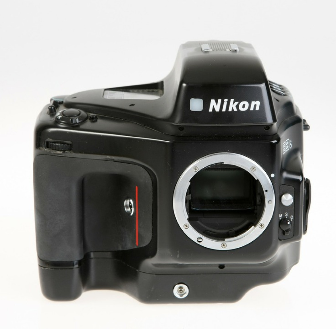 Nikon E3s