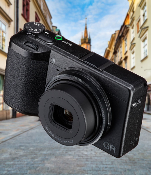 Ricoh GR IVx w drodze. Aparat kompaktowy będzie miał nowy obiektyw 40 mm