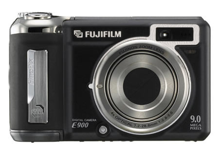 Fujifilm FinePix E900 Zoom - 9 MP po raz pierwszy
