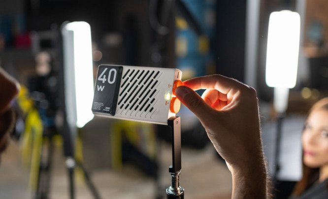  Zhiyun Fiveray F100 i M40 - superkompaktowe i supermocne lampy LED. W tym segmencie trudno o konkurencję