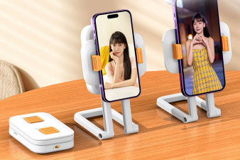 Camrock Live Stream - wielofunkcyjna lampka LED z uchwytem na smartfon