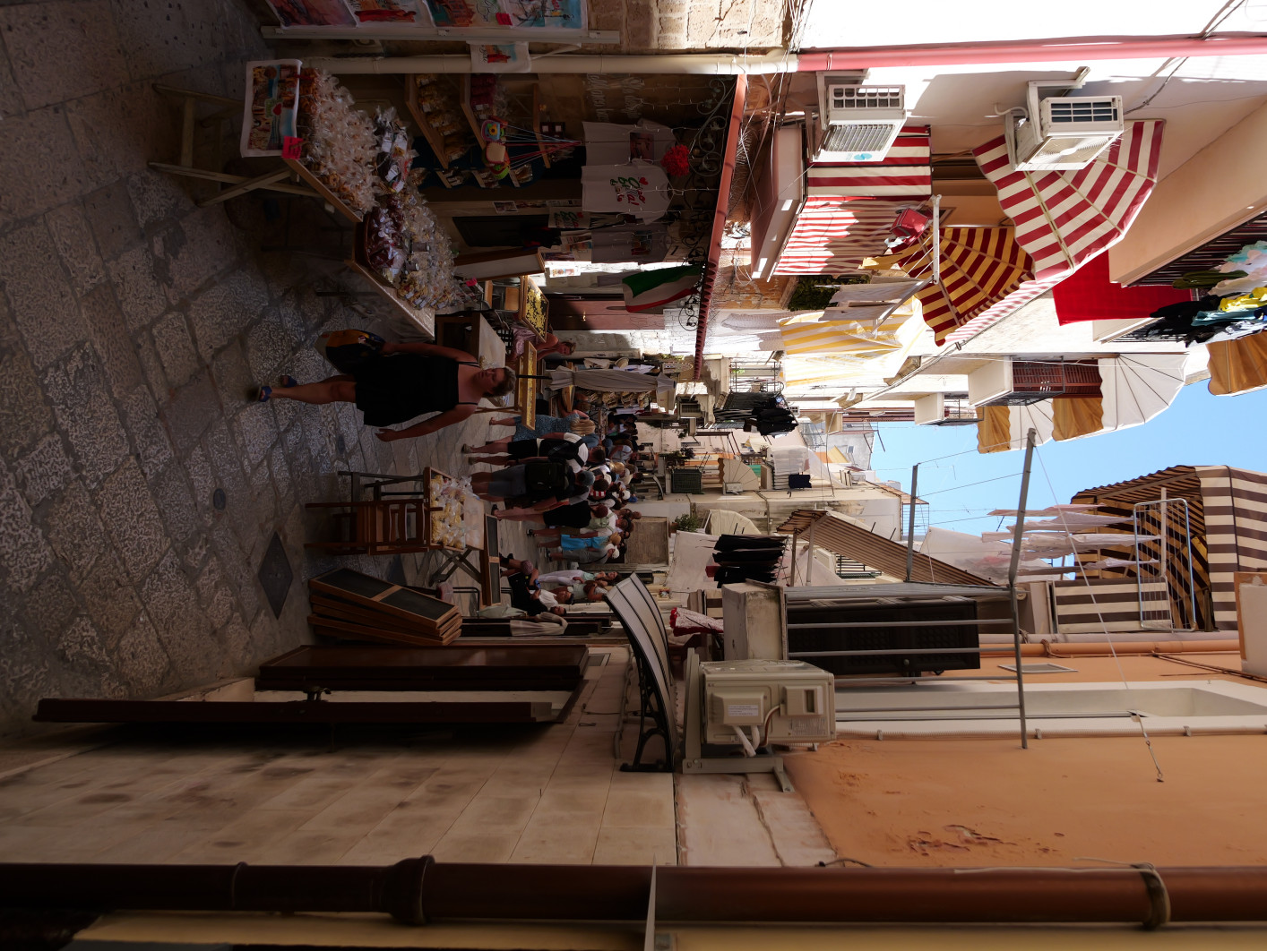 1/800 s, f/2.8, ISO 100, 10.9 mm