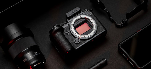 Panasonic Lumix S5 II vs S5 IIX - który wybrać?