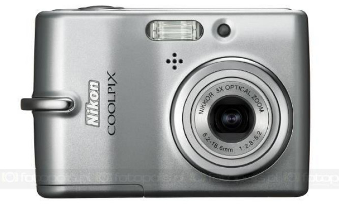  Nikon Coolpix L10, Coolpix L11 oraz Coolpix L12 - twarzowe kompakty