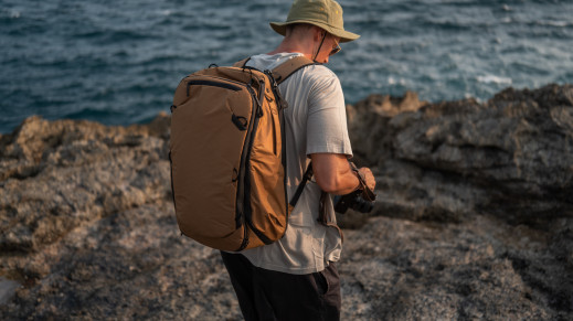 Peak Design Travel Backpack 45L Coyote - test plecaka dla podróżnika