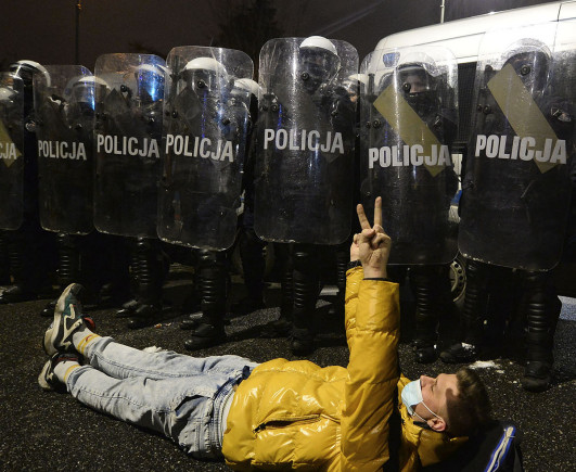 Między Zdjęciami - Pix.House rusza z cyklem spotkań z fotoreporterami. Pierwszym gościem laureat Nagrody Pulitzera Czarek Sokołowski