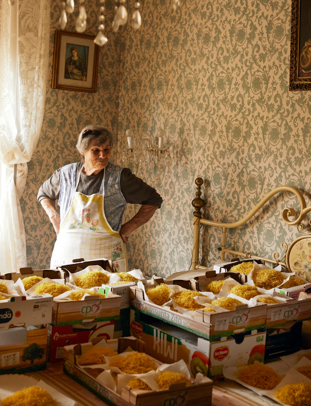 fot. Lizzie Mayson, &quot;Delfina, A Pasta Granny&quot;, nagroda w kat. Claire Aho Award for Women Photographers / World Food Photography Awards by Bimi 2025
