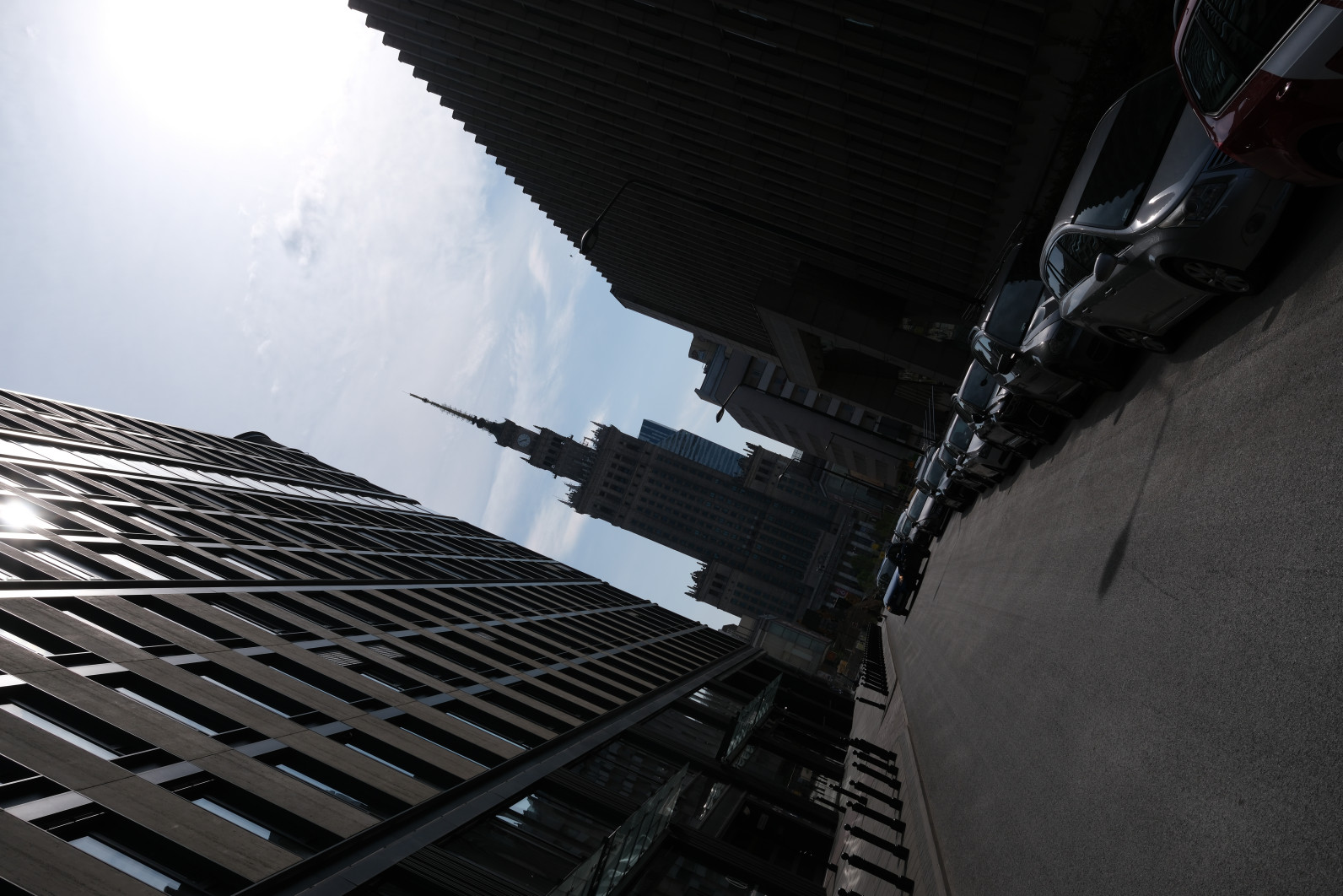 1/1300 s, f/6.4, ISO 125, 23 mm