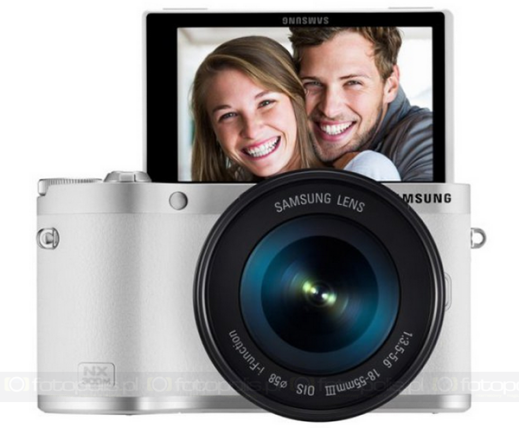 Samsung NX300M - autoportrety z ręki