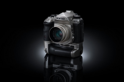 Pentax K-1 w limitowanej srebrnej odsłonie 