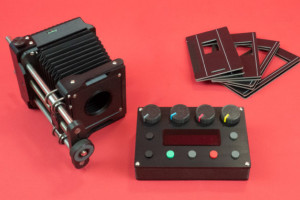 Intrepid Compact Enlarger - kompaktowy powiększalnik i stacja do digitalizacji w jednym