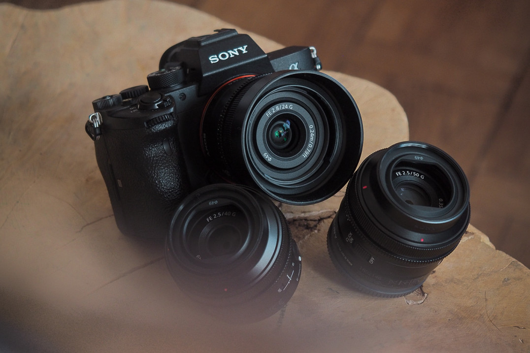 Sony FE 24 mm f/2.8 G, FE 40 mm f/2.5 G i FE 50 mm f/2.5 G - sprawdzamy kompaktowe stałki do Sony E