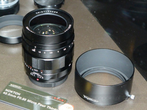 Voigtlander Nokton 42,5mm f/0.95 - super jasna portretówka