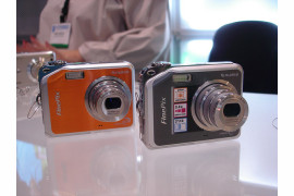 Fujifilm FinePix V10