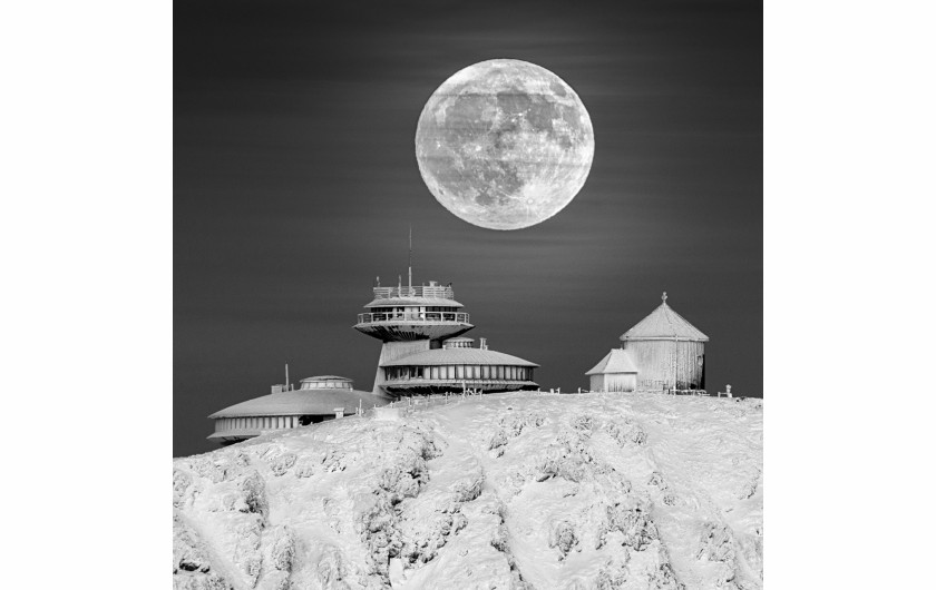 fot. Daniel Koszela, Moon Base, 2. miejsce w kat. Our Moon / Insight Investment Astronomy Photographer of the Year 2020