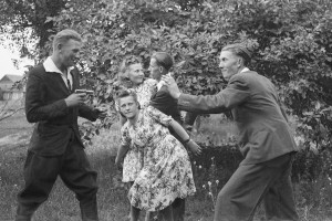 „Wszelakie zlecenia przyjmuję” - wystawa wiejskich fotografów z I połowy XX wieku