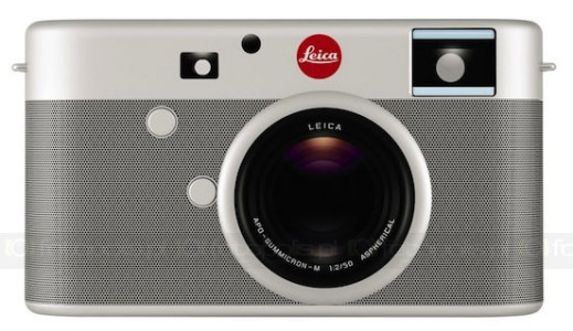 Leica M for (RED) zaprojekowana przez Jony'ego Ive'a i Marca Newsona