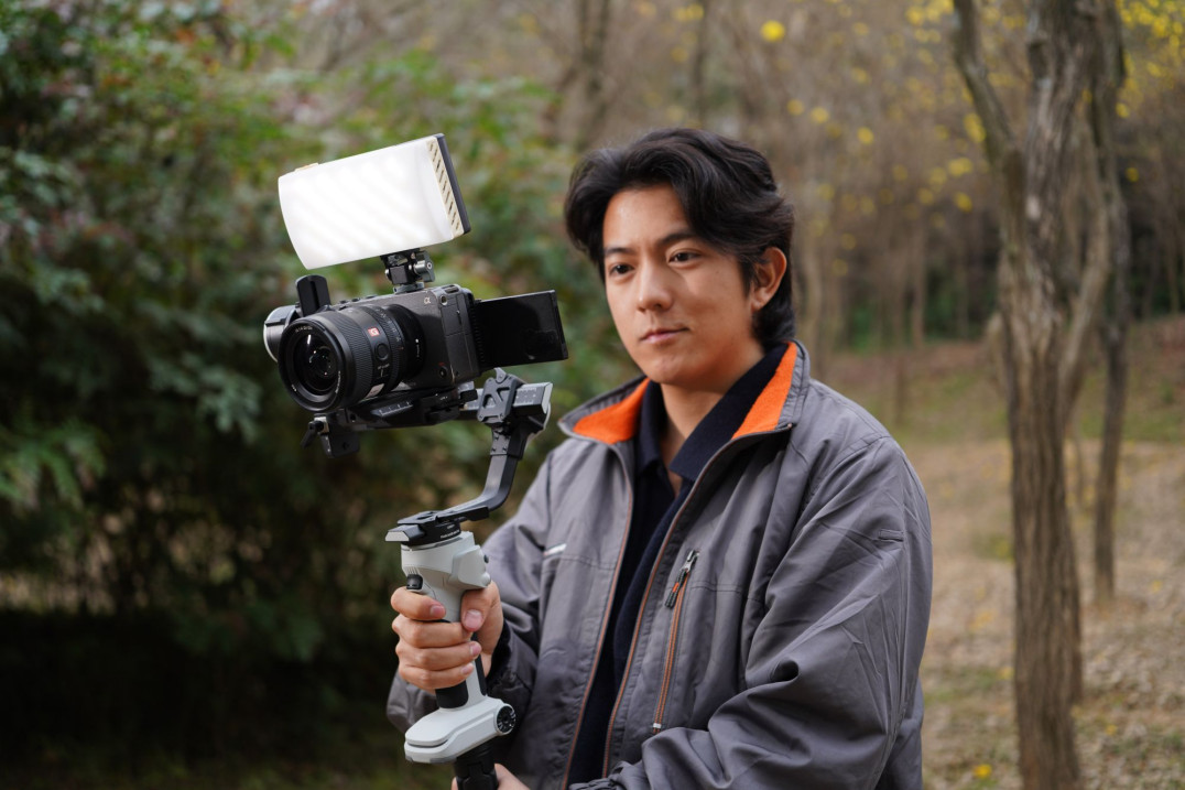 Lampa LED dla mobilnych twórców treści - Zhiyun Fiveray M60 Ultra: potężna moc w niewielkiej obudowie