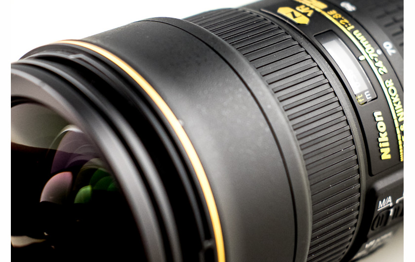 Nikon AF-S Nikkor 24-70 mm f/2.8 ED VR - pierścień zmiany ostrości