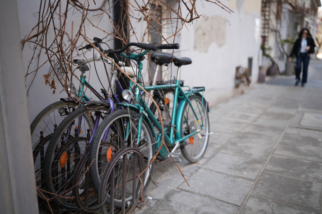 1/500 s, f/1.2, ISO 100, 35.0 mm