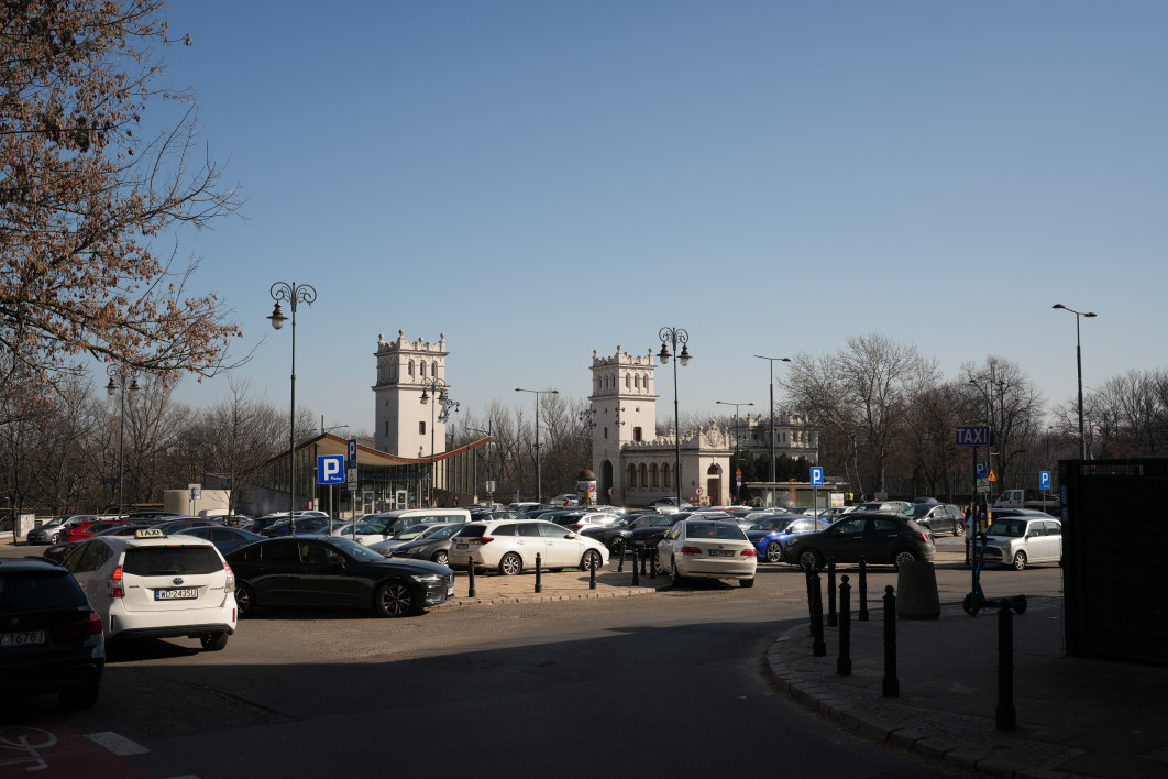 1/1250 s, f/4, ISO 100, 35.0 mm