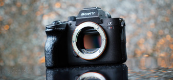 Stwórz parę idealną - do 1500 zł rabatu na Sony Alpha 7 IV i Alpha 7R IV z obiektywami