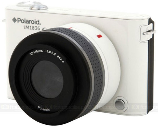 Nikon pozywa firmę Sakar, producenta bezlusterkowego Polaroida