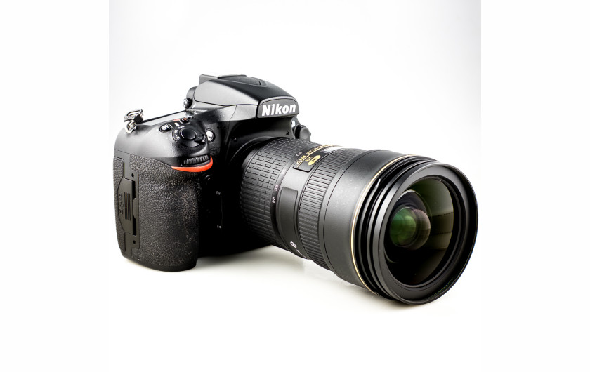 Nikon AF-S Nikkor 24-70 mm f/2.8 ED VR i aparat D810