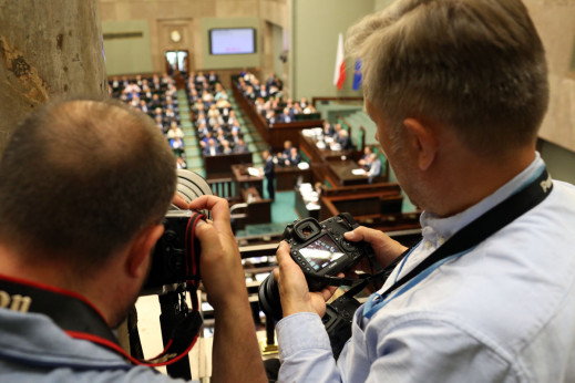 Kancelaria sejmu RP szuka oficjalnego fotografa. Aplikować można do 23 października