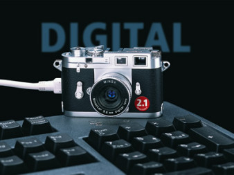 Minox Digital Classic Camera Leica M3 2.1