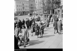 fot. Zbyszko Siemaszko, 1966r. Plac Zbawiciela w Warszawie