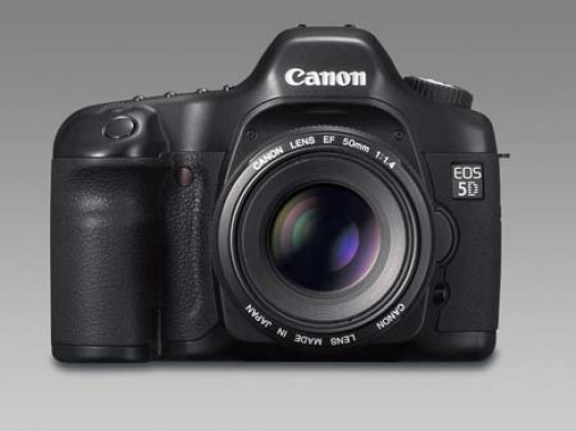 Po premierze lustrzanki Canon EOS 5D