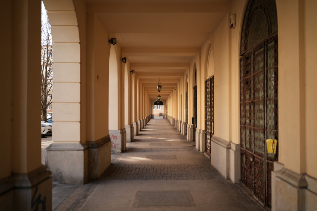 1/800 s, f/1.2, ISO 100, 35.0 mm