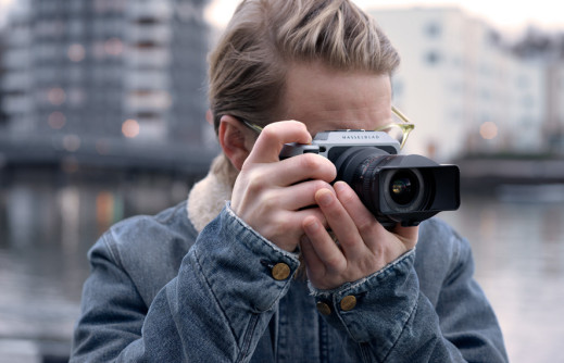 Nowy adapter i oprogramowanie do Hasselblada X1D. Współpraca ze szkłami systemu XPan oraz automatyczne ostrzenie z obiektywami H