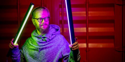 LED Newell RGB Kathi Pro - miecz świetlny dla zawodowca